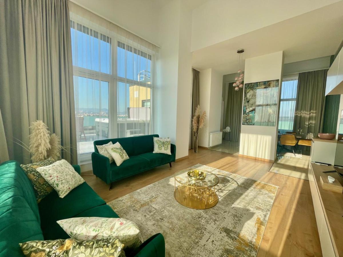 Centropolitan Penthouse #Jacuzzi #Freeparking Lägenhet Budapest Exteriör bild