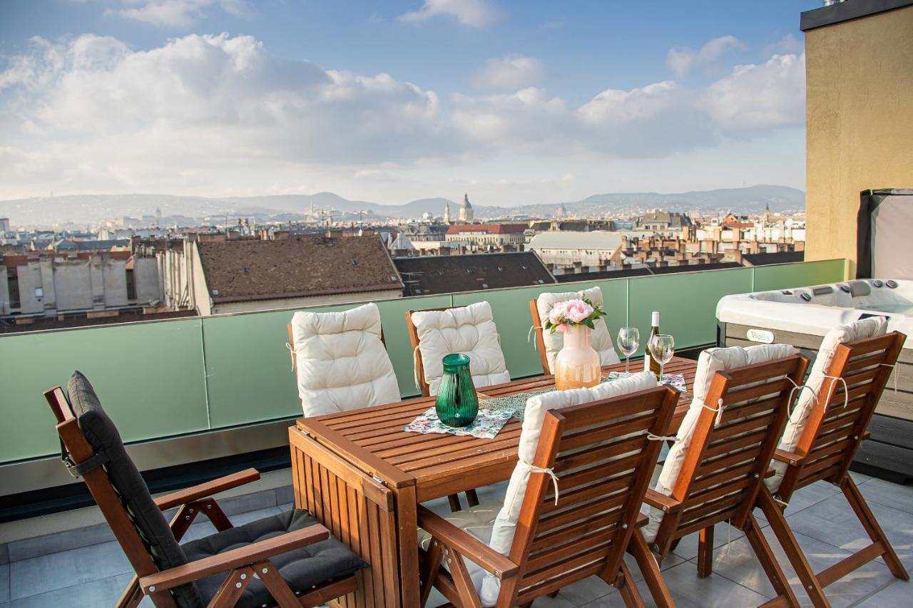 Centropolitan Penthouse #Jacuzzi #Freeparking Lägenhet Budapest Exteriör bild